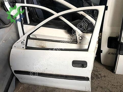 Opel Combo Sol Ön Kapı çıkma parça