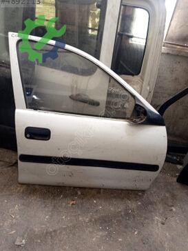 Opel Combo Sağ Ön Kapı çıkma parça