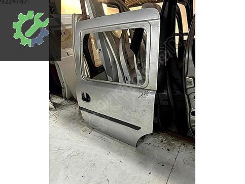 Opel Combo Sol Sürgülü Kapı çıkma parça