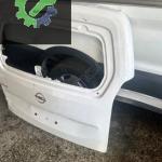 Opel conbo bagaj kapağı açılır cam