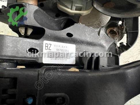 Opel Corsa Pedal çıkma parça