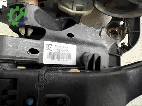 Opel Corsa Pedal çıkma parça