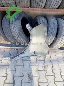 Opel Crossland Sağ Ön Çamurluk çıkma parça