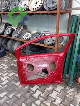 Opel Crossland Sağ Ön Kapı çıkma parça