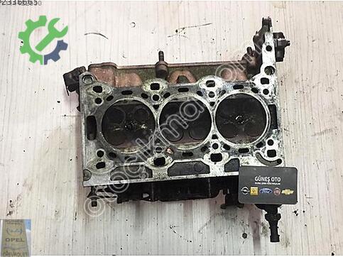 Opel Corsa Silindir Kapağı 90529 çıkma parça