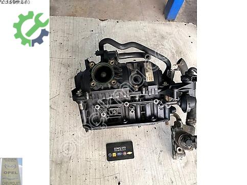 Opel Corsa Emme Manifoldu çıkma parça