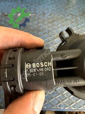 Opel Corsa Vakum Pompası 1928498092 çıkma parça