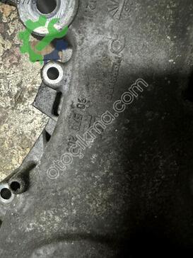 Opel Corsa Yağ Pompası 90570200 çıkma parça