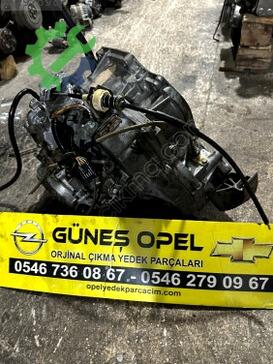 Opel Corsa Şanzıman Komple çıkma parça