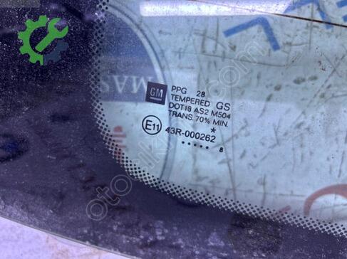 Opel Corsa Arka Cam çıkma parça