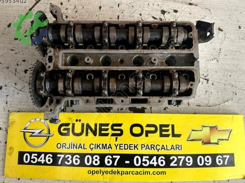 Opel Corsa Silindir Kapağı 90400234 çıkma parça