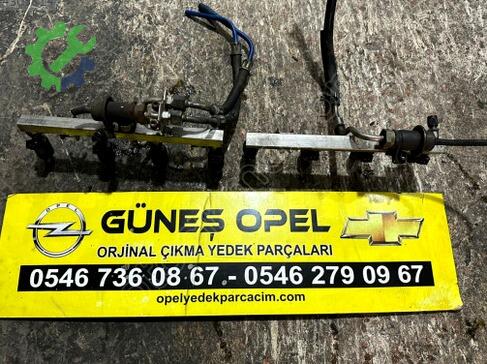 Opel Corsa Enjektör çıkma parça