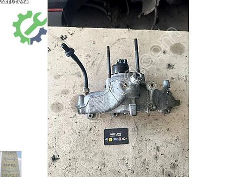 Opel Corsa Emme Manifoldu çıkma parça