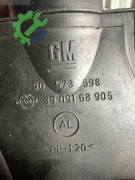 Opel Corsa Hava Filtresi Kutusu 90573598 çıkma parça