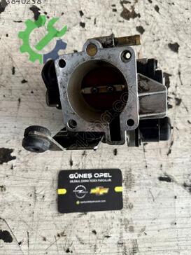 Opel Corsa Gaz Kelebeği X14XE çıkma parça