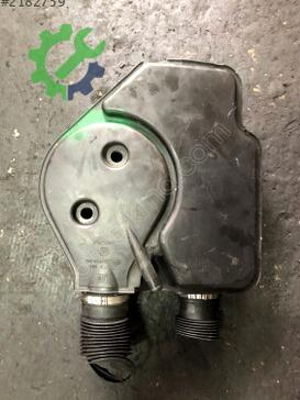 Opel Corsa Hava Filtresi Kutusu 90573598 çıkma parça