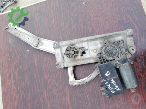 Opel Corsa Cam Krikosu çıkma parça