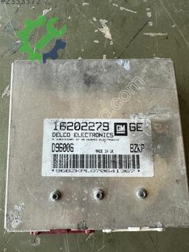 Opel Corsa 16202279 çıkma parça