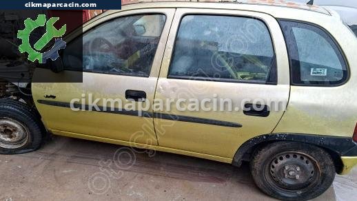Opel Corsa Sol Ön Kapı çıkma parça