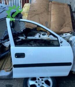 Opel Corsa b sağ ön kapı orijinal