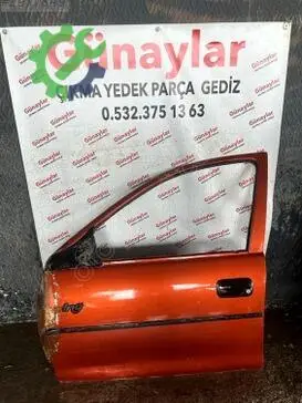 Opel Corsa Sol Ön Kapı çıkma parça