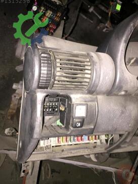 Opel Corsa Sol Havalandırma Izgaraları çıkma parça