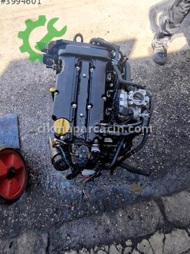 Opel Corsa Motor Komple çıkma parça