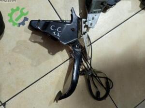Opel Corsa Fren Pedalı Çıkma