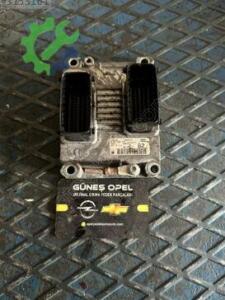 Opel Corsa Orijinal Çıkma Motor Beyni 09115112