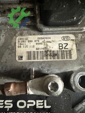 Opel Corsa Motor Beyni 09115112 çıkma parça
