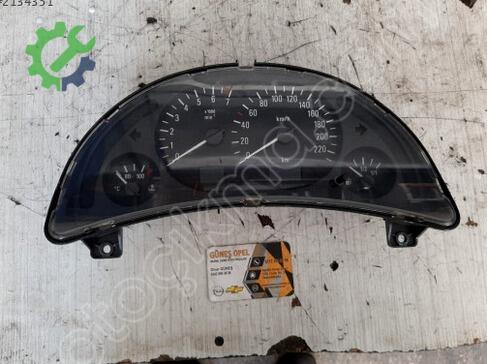 Opel Corsa Gösterge 09166814 çıkma parça