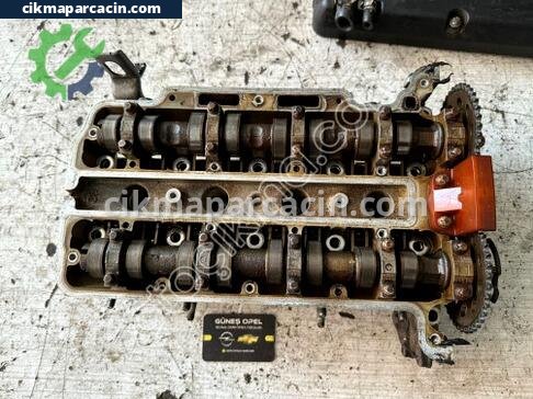 Opel Corsa Silindir Kapağı çıkma parça