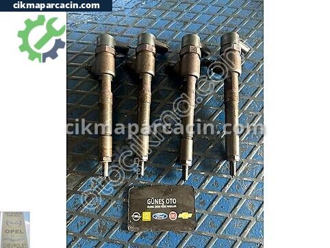 Opel Corsa Enjektör çıkma parça