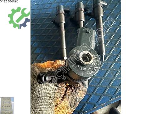Opel Corsa Enjektör 0445110183 çıkma parça