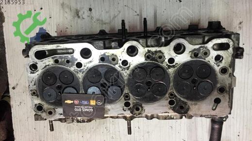 Opel Corsa Silindir Kapağı çıkma parça