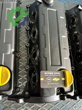 Opel Corsa Külbütör Kapağı çıkma parça