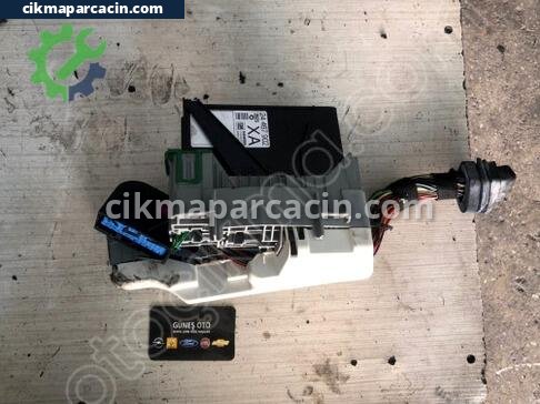 Opel Corsa Sigorta Kutusu çıkma parça