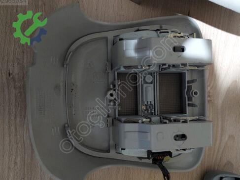 Opel Corsa Tavan Lambası çıkma parça