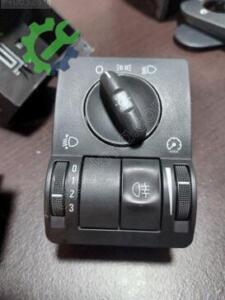 Opel Corsa Orijinal Çıkma Anahtar 9116612
