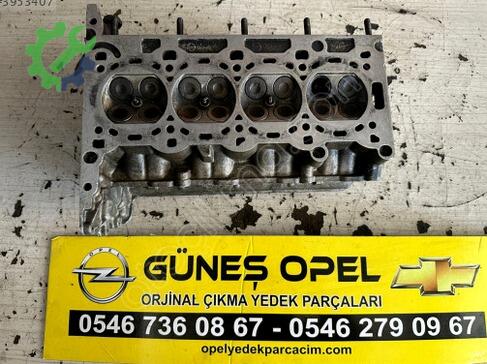 Opel Corsa Silindir Kapağı 55351328 çıkma parça