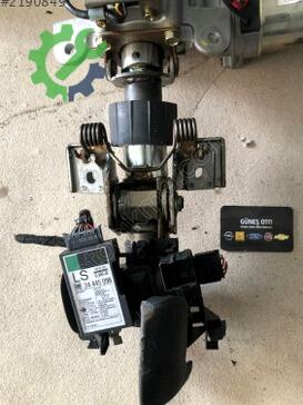 Opel Corsa Direksiyon Mili 9156064EA çıkma parça