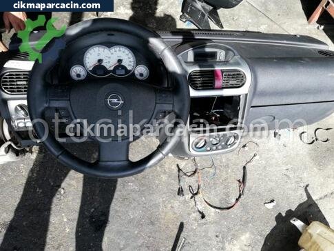 Opel Corsa Gösterge çıkma parça