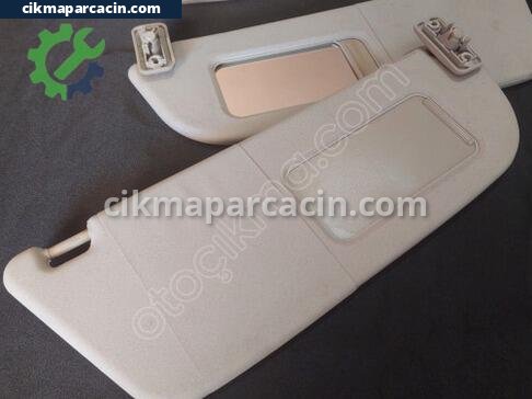 Opel Corsa Güneşlik çıkma parça
