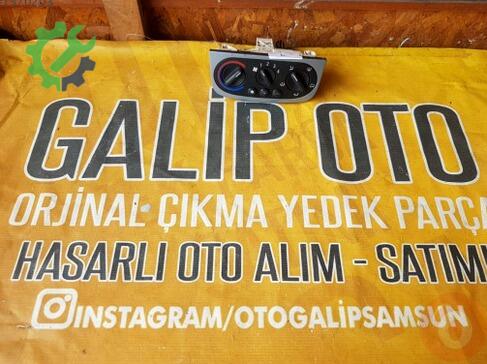 Opel Corsa Klima Kontrol Paneli çıkma parça