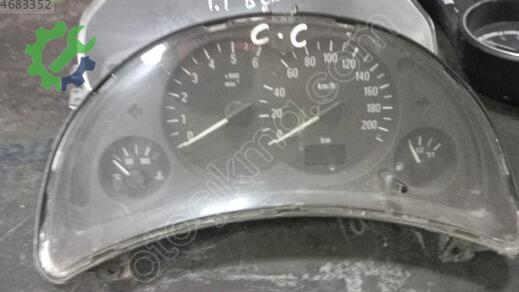 Opel Corsa Gösterge çıkma parça