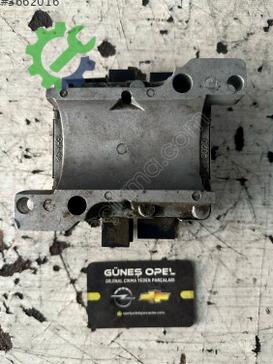 Opel Corsa Beyin çıkma parça