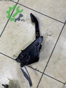 Çıkma Orijinal Pedal Opel Corsa (3. Adet)
