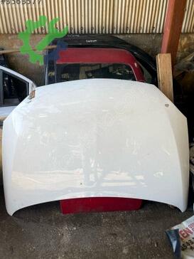 Opel Corsa Ön Kaput çıkma parça
