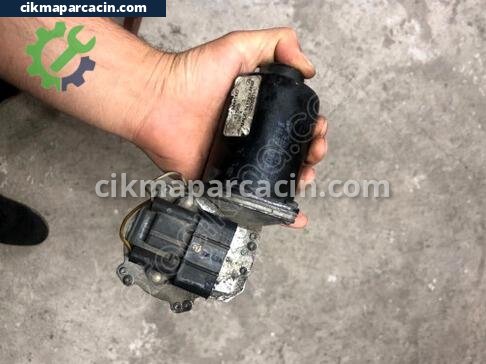 Opel Corsa Silecek Motoru çıkma parça