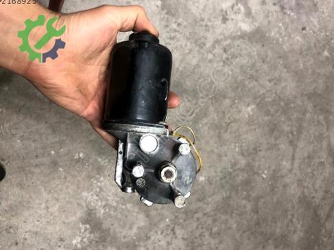 Opel Corsa Silecek Motoru 24441422 çıkma parça